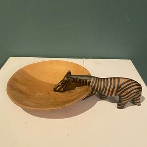Vintage Kenya Hand Painted Hand Carved Wood 8" Zebra Bowl Ethnic African